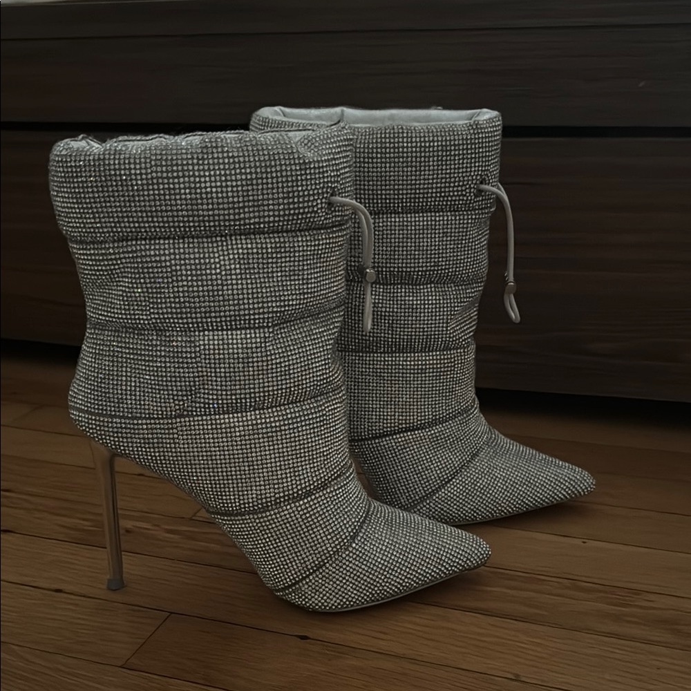 Steve Madden Gray Heeled Boots with Quilted Design